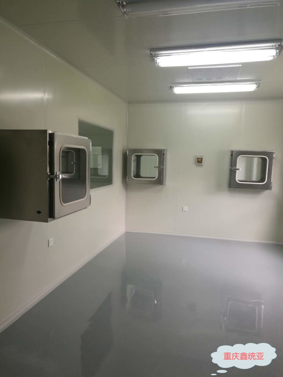 【新聞】重慶無(wú)塵車間的材料與部件的清潔 重慶無(wú)塵車間凈化工程的使用